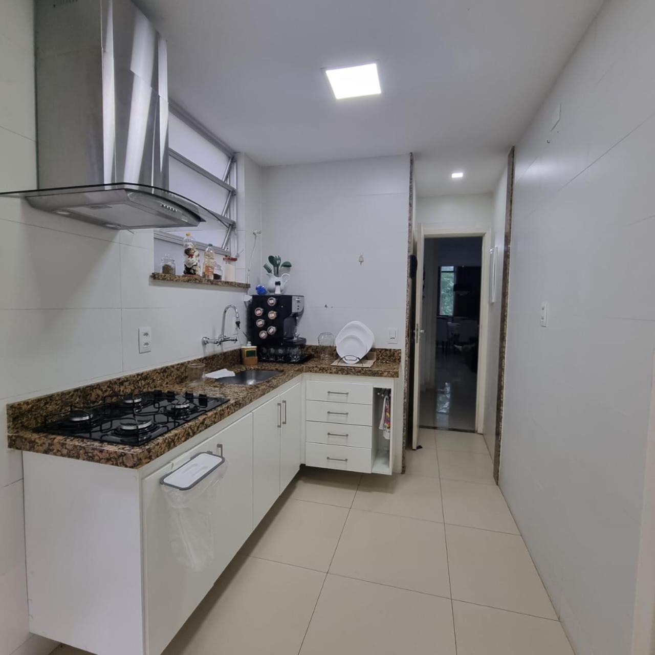 Apartamento Em Copacabana A 100 Metros Da Praia ริโอเดจาเนโร ภายนอก รูปภาพ